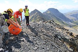 «Wir starten in drei, zwei, eins, …» (Foto: Jochen Bettzieche / SLF)