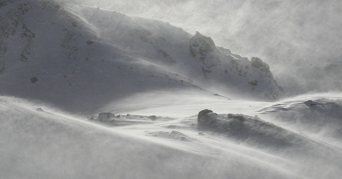 Autant en emporte le vent : Le vent transforme les cristaux de neige ...